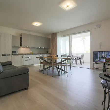 Domus Fiorita Appartamento Lido di Jesolo
